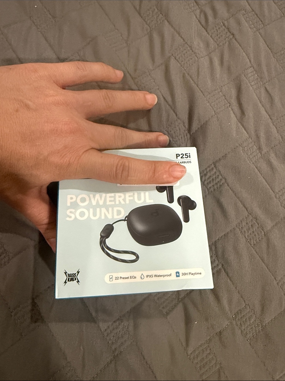 P25i Black Wireless Earbuds – Powerful Sound and Long Playtime